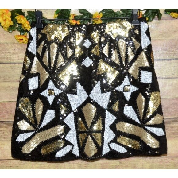 NWT Main Strip Full Sequin Black Gold Geometric Mini Skirt Size L Sexy Night Out - Picture 6 of 11